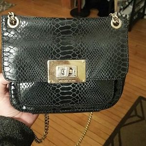 Michael Kors crossbody purse 🖤👜